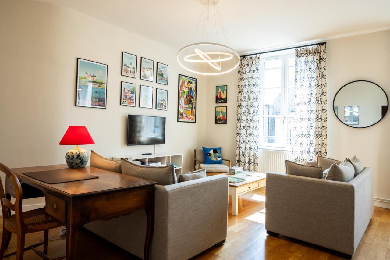 Bel Appartement, Bien Equipe Et Confortable Dans Le Centre Historique Fougeres Exterior foto