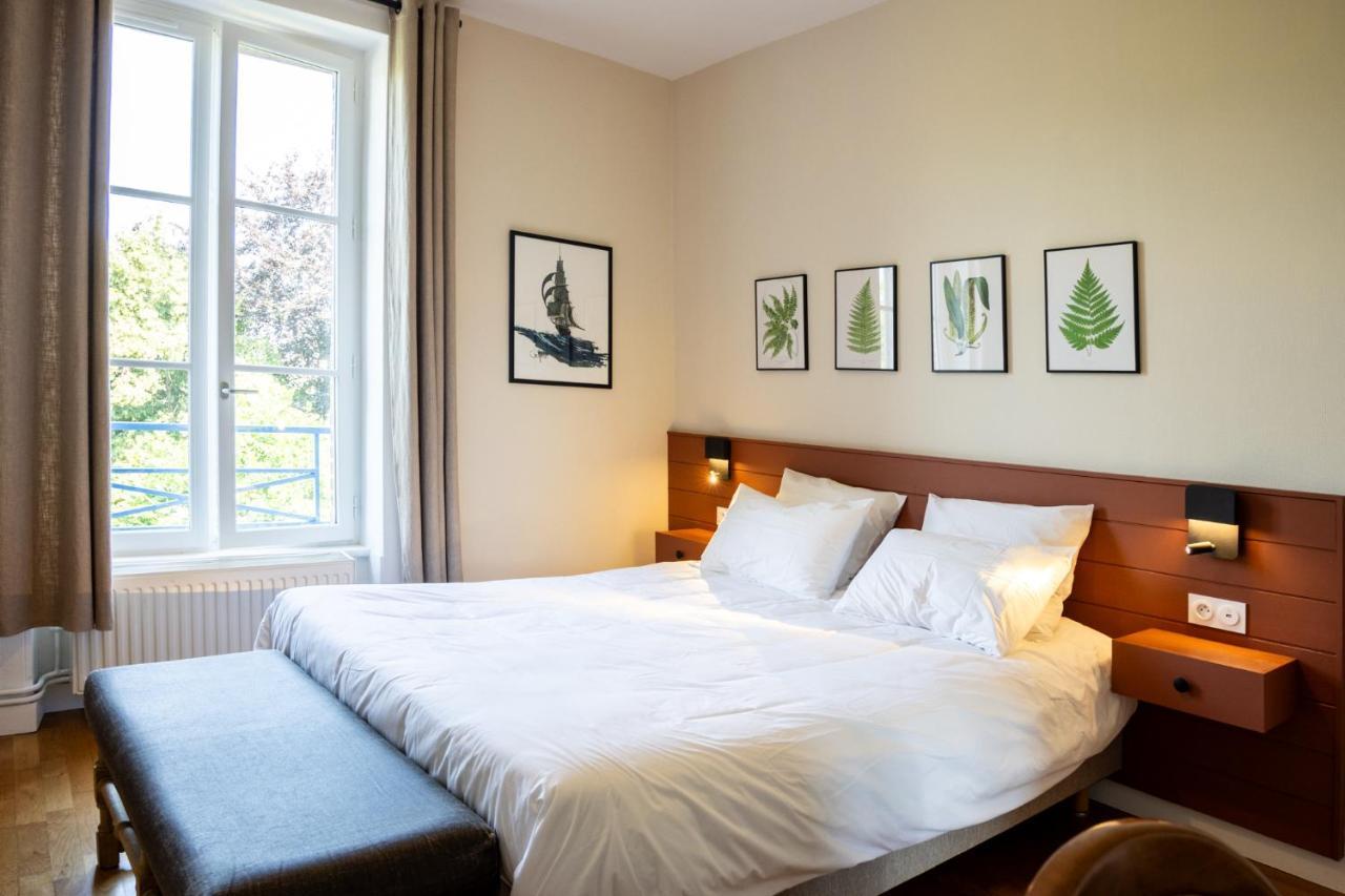 Bel Appartement, Bien Equipe Et Confortable Dans Le Centre Historique Fougeres Exterior foto